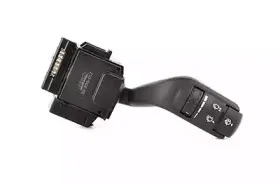 BSG 30-855-017 BSG Выключатель на рулевой колонке BSG 30-855-017 BSG Выключатель на рулевой колонке